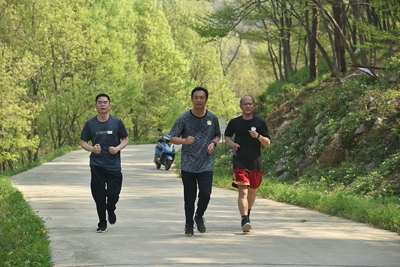 南京诚志清洁能源有限公司工会组织健步走活动